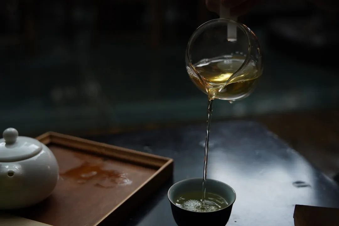 运动水壶与玻璃杯的便携性对比：户外饮水方案推荐