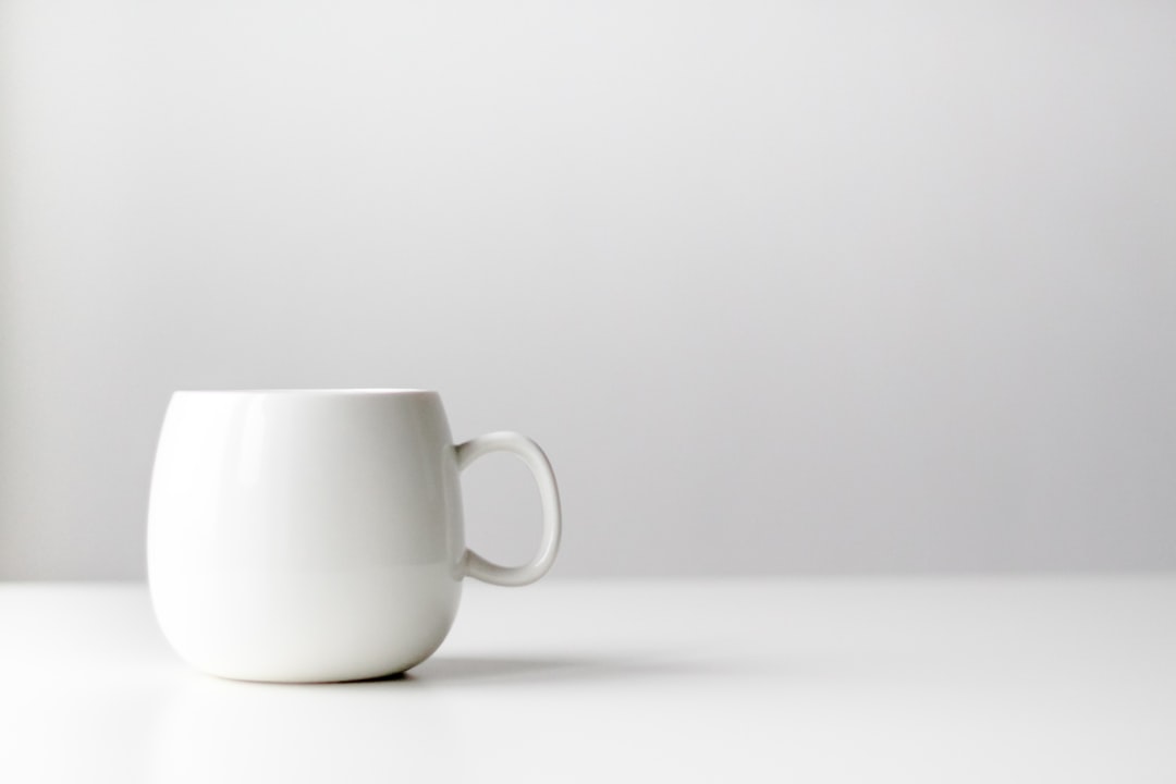 咖啡杯与马克杯材质对比：玻璃杯、陶瓷杯及不锈钢杯的适用场景分析正文配图 2